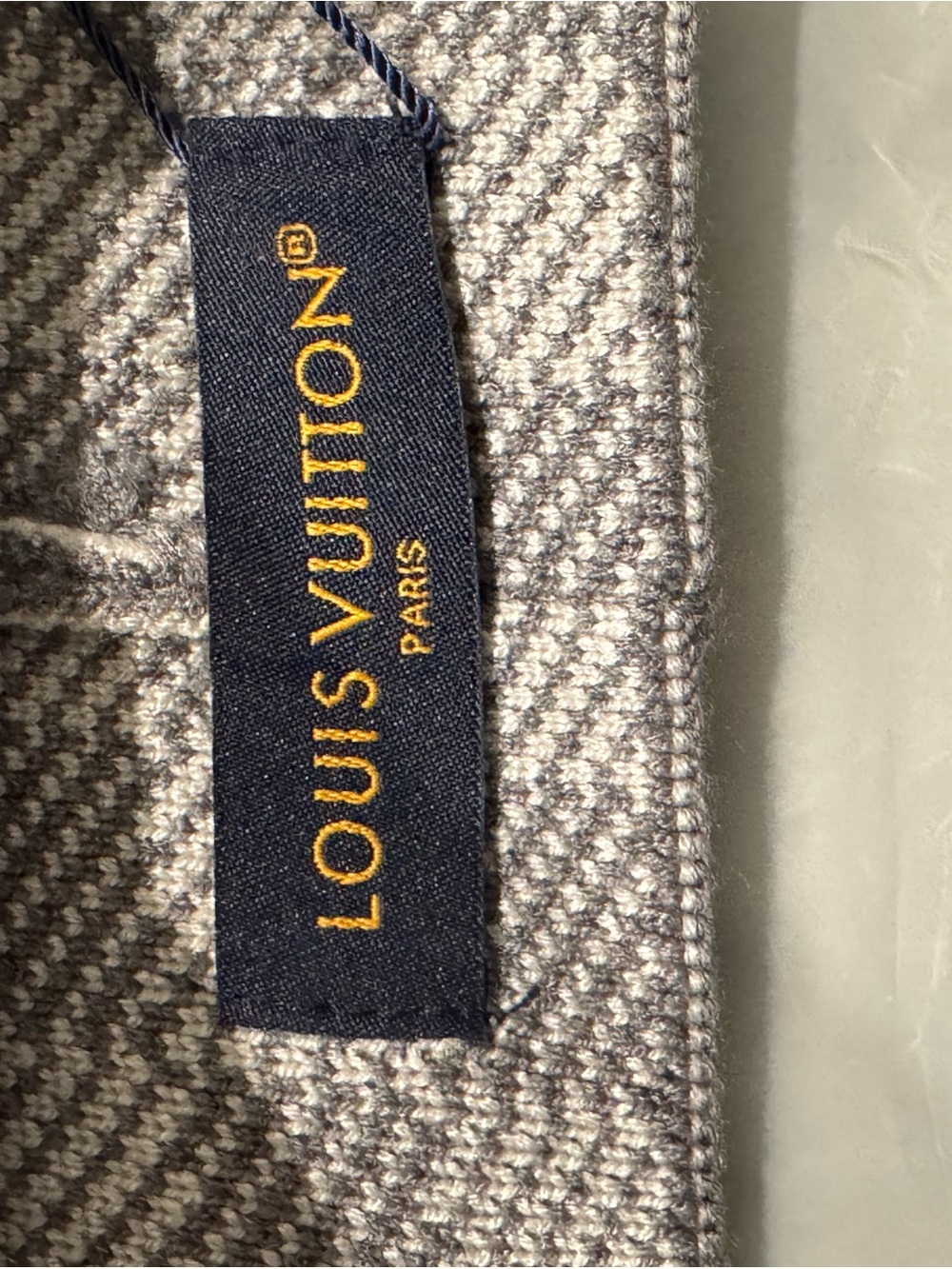 Louis Vuitton Gray Checker Knit Hat with Navy Tag - Picture 3 of 3